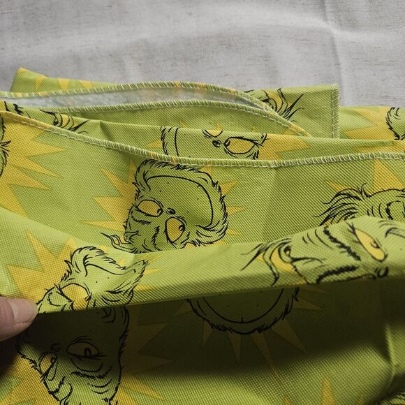 Sleigh Bell Bistro Christmas The Grinch Vinyl Part Tablecloth 52"x70" Waterproof - Picture 8 of 8